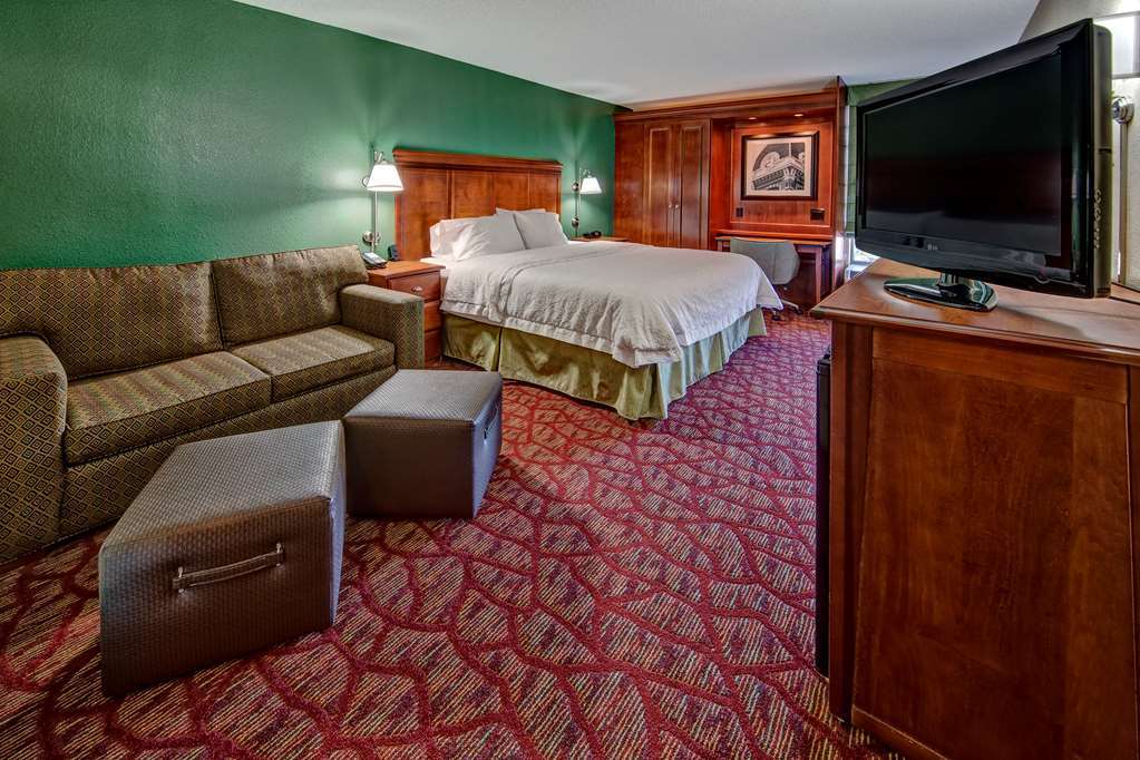 Hampton Inn Athens Room photo